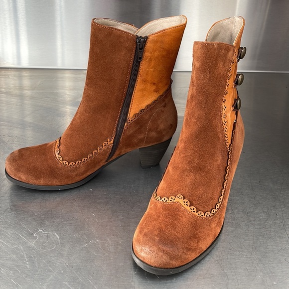 Vintage look “Anda” boots by Casta from Sundance. New in box! - Picture 6 of 8